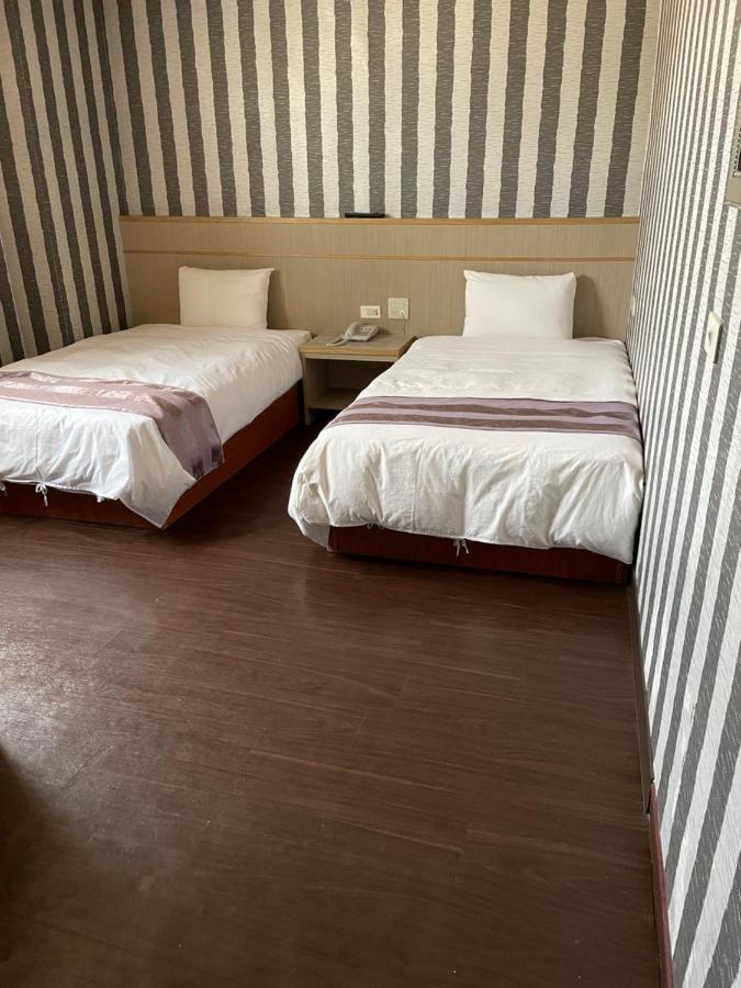 Mei Hua Hotel Kaohsiung Exteriör bild